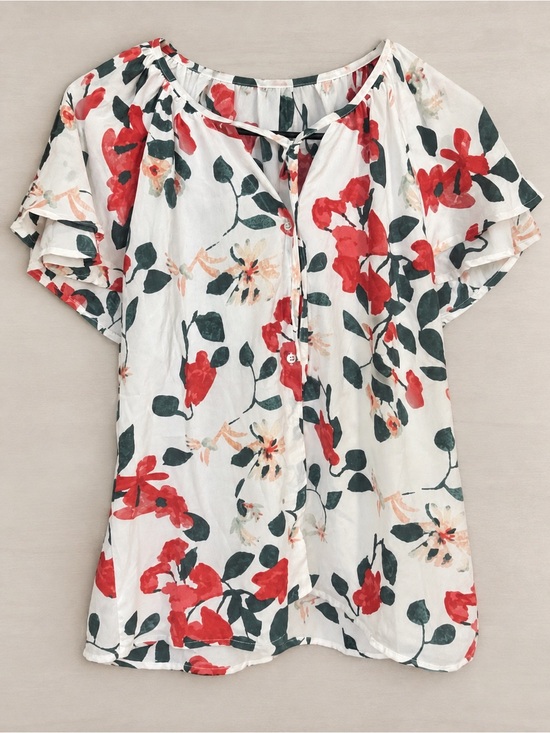 Tops - Women’s Floral Short Sleeve Blouse Size Small White Red Green Lightweight Top